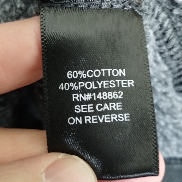 Torrid Black Mineral Wash Skull Raglan Fleece Sweatshirt Women's Plus Size 1X - Picture 6 of 7